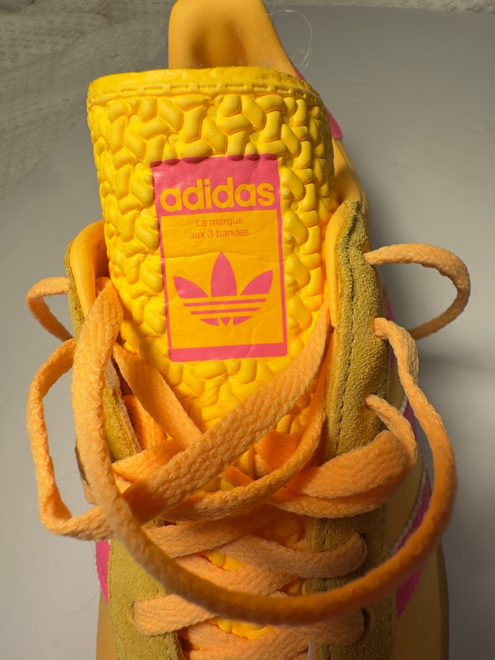 adidas Gazelle Bold Spark Lucid Pink Yellow Gum Platform Sneakers 8.5 IG4387 - Picture 8 of 11